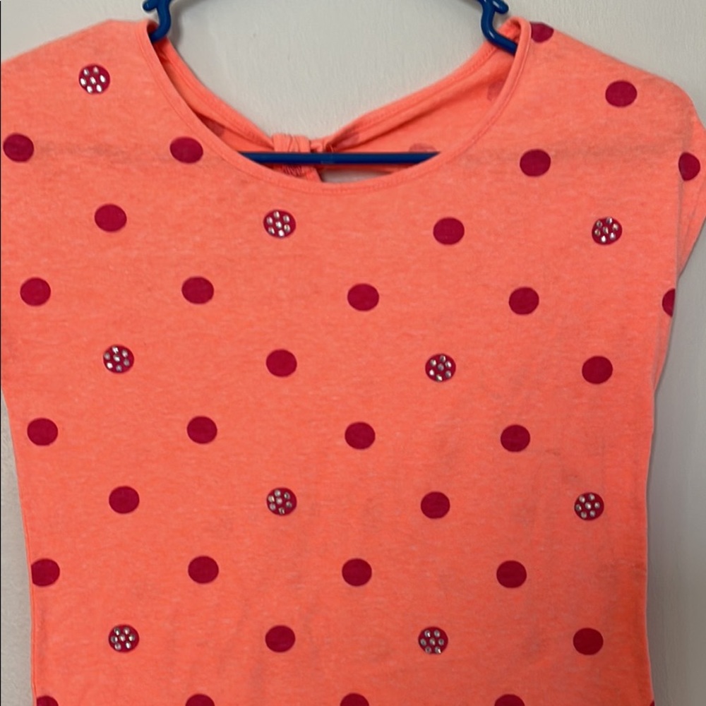 Super Cute girls top.